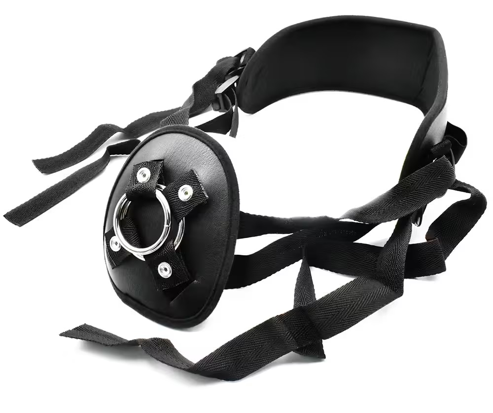 Thrusting fun for solo dildo pleasure or exciting couple'... You2Toys - Your Strap-On Set 4pcs photo-7