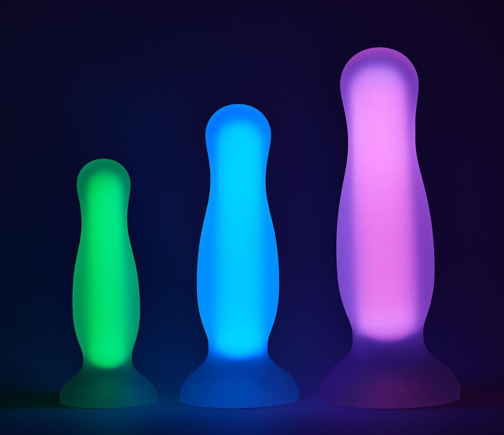 Glow-in-the-dark anal plug from Dream Toys' label Radian... Dreamtoys - Radiant Glow Plug L - Pink photo-5