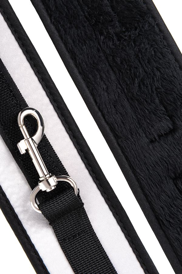 Cuffs are made of genuine leather with a velour lining. Nick... Anonymo - Handcuffs - Silver photo-9