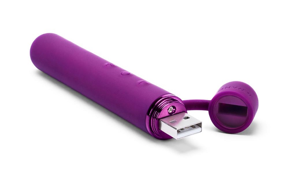 If you're looking to gift a vibe newbie or treat yoursel... Le Wand - Baton - Cherry photo-6