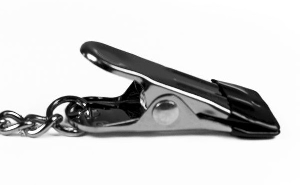Pinch Mawa is one of its most popular nipple clamps now also... Mister B - Pinch Mawa Nipple Clamps photo-2