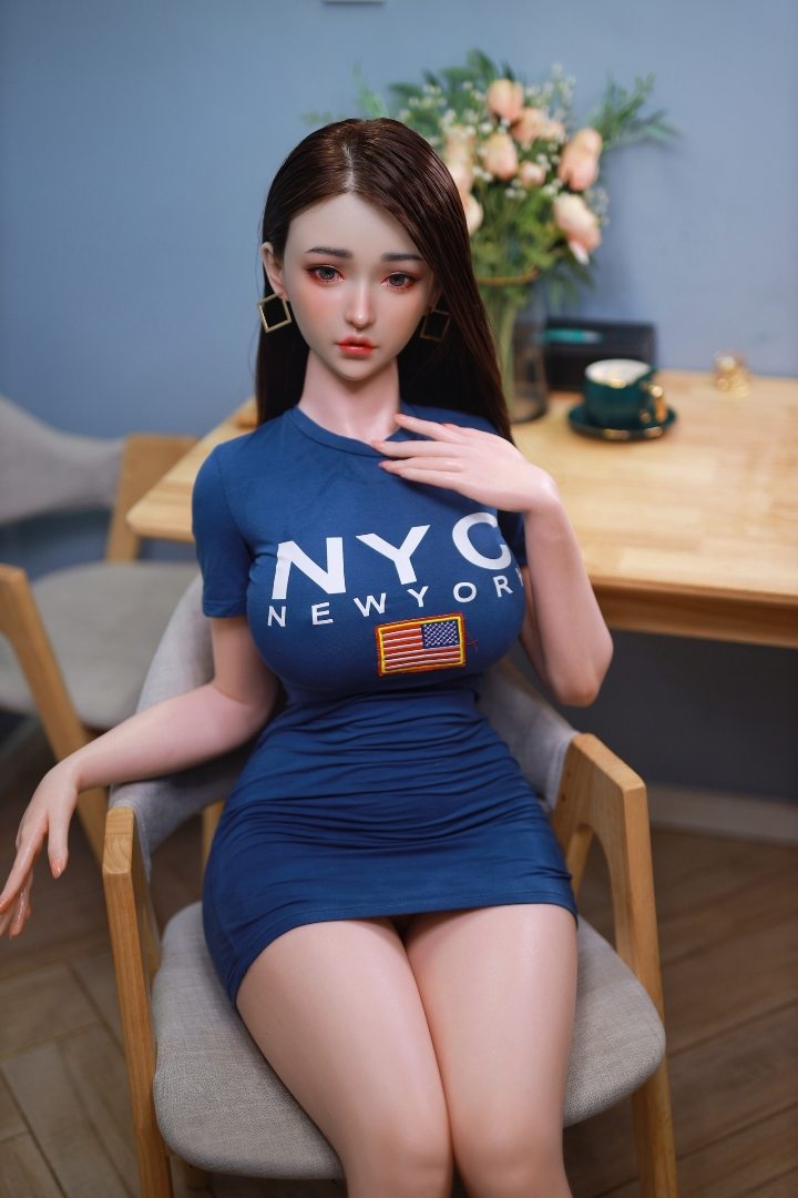 如想查看真人娃娃样办,请到我们的展示室。
我们明白有些客户在订购前会想亲自感受真人娃娃的材质,样办可于我们的香港深水... Chuang 亚洲真实感实体娃娃,大胸,超软硅胶材质,157cm (5’2 ft) 照片-8
