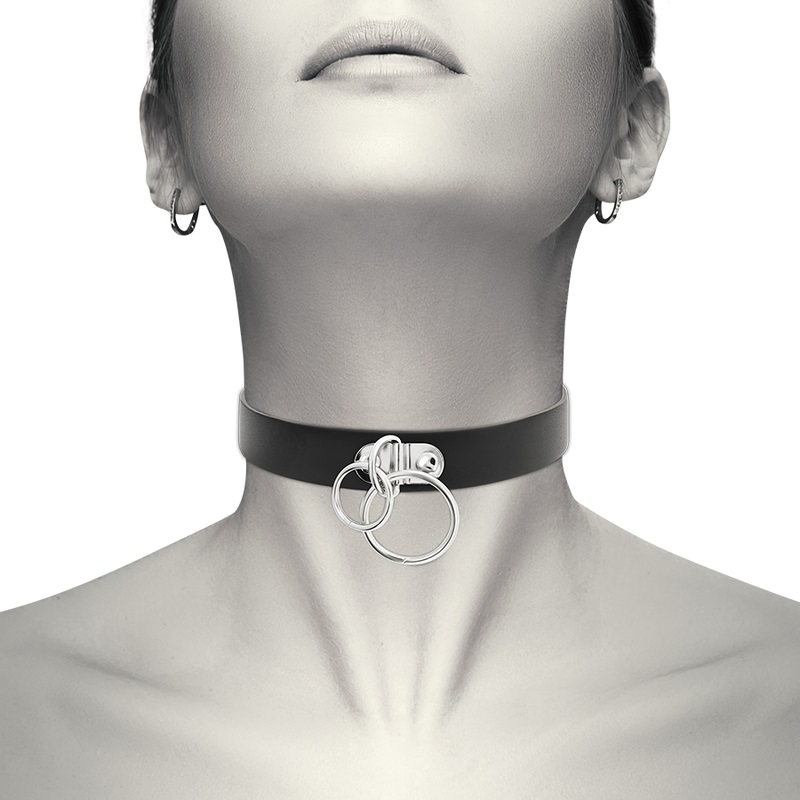 Discover Coquette Shokers! The perfect complement for your f... Coquette - Choker Double Ring Vegan Leather - Black photo-2