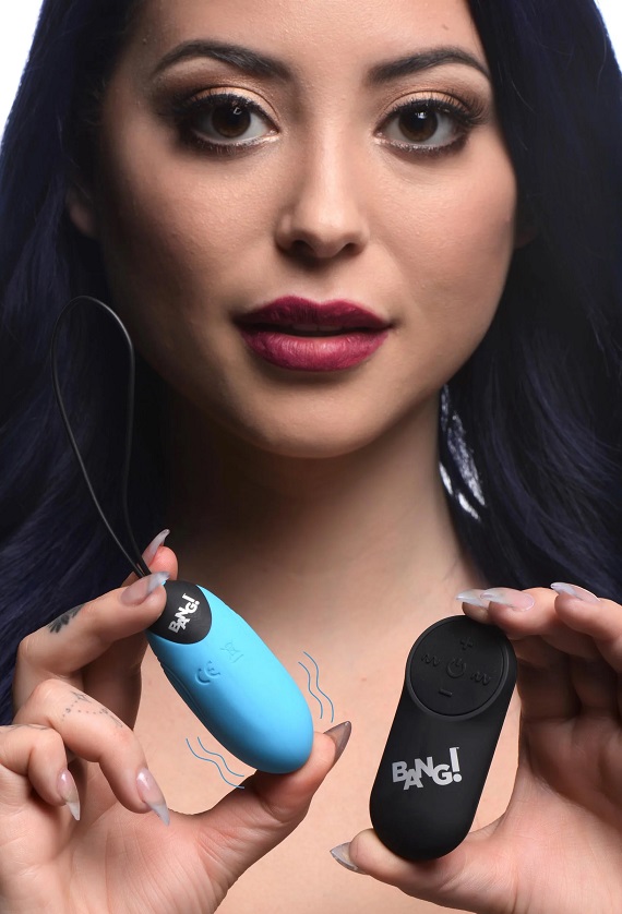 This silky smooth, deliciously grooved, silicone egg vibrato... Bang! - 28X Grooved Egg - Blue photo-2