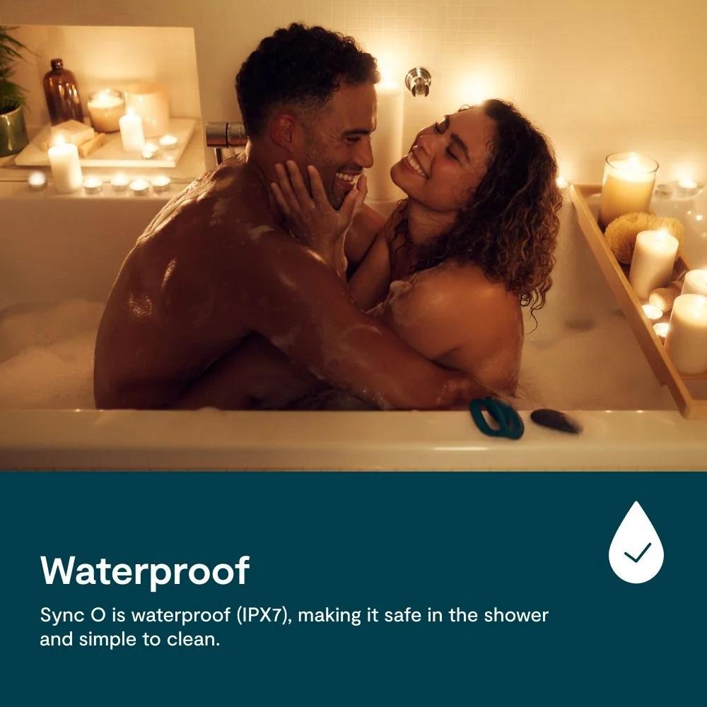 Sync O is a new kind of C-Shape vibrator for pleasure seeker... We-Vibe - Sync O - Velvet Green photo-7