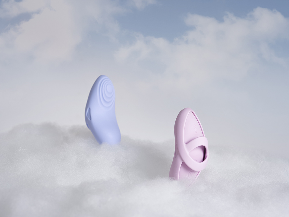 Echo 2 becomes a second skin once you slip this curved, flex... SVAKOM - Echo 2 APP Flexible Finger Vibrator - Pink Lilac photo-7