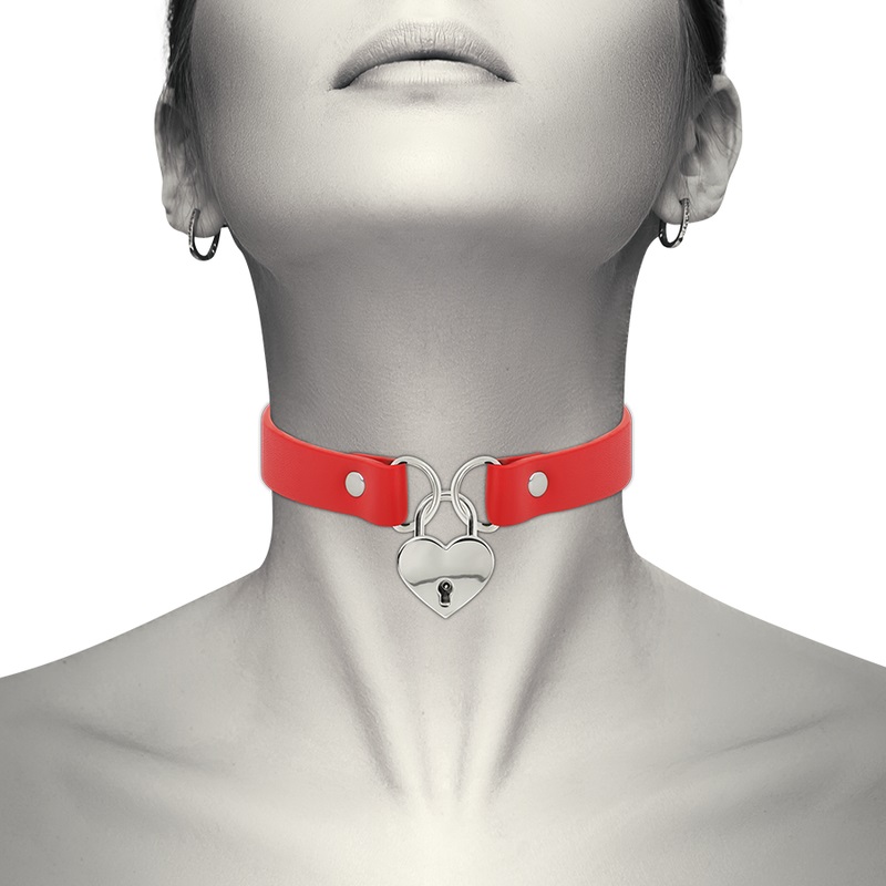 The Coquette Chic Desire accessories collection is exclusive... Coquette - Choker Keys Heart - Red photo-2