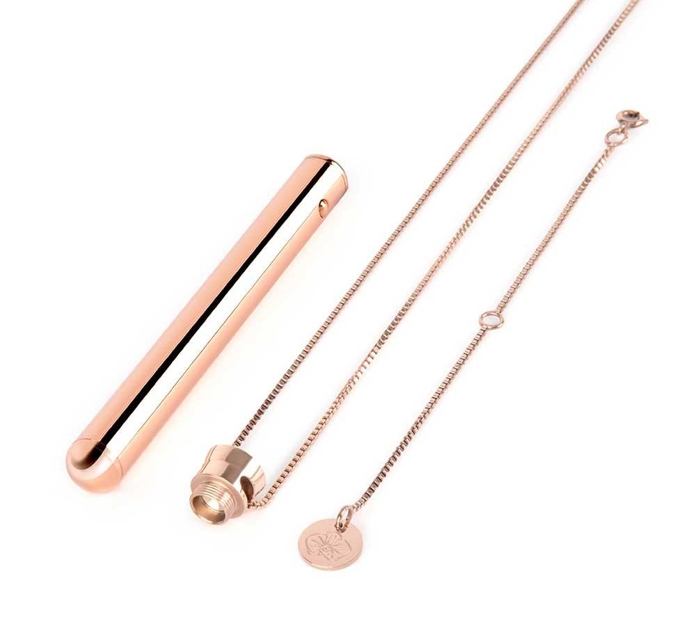 Make a sex-positive fashion statement and relish orgasms on ... Le Wand - Vibro Necklace - Rose Gold photo-4