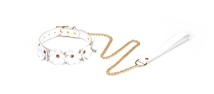 Material: Cow Leather, Metal
Adjustable: 28.5-39cm
Leash le... Liebe Seele - Flower Rhythm Collar w Leash - White photo-5