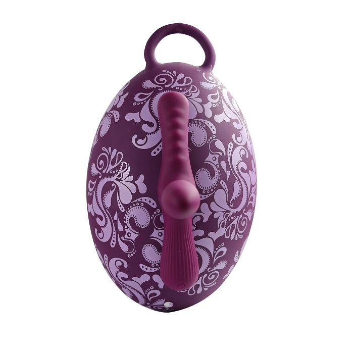 The hands-free sit-on Bouncy Bliss vibrator offers an extens... Bouncy Bliss - Classic Vibro Grinder Pillow - Purple photo-5