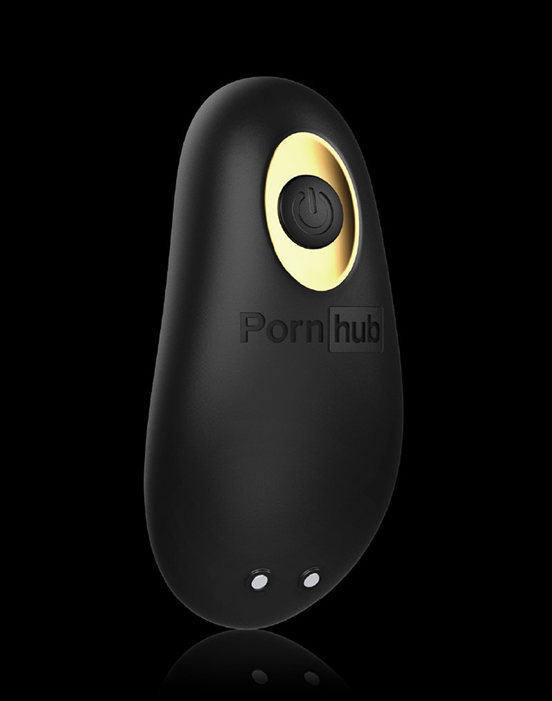 This close-fitting clit stim provides targeted vibrations wh... PornHub - Tempest Clitoris Stimulator - Black photo-7