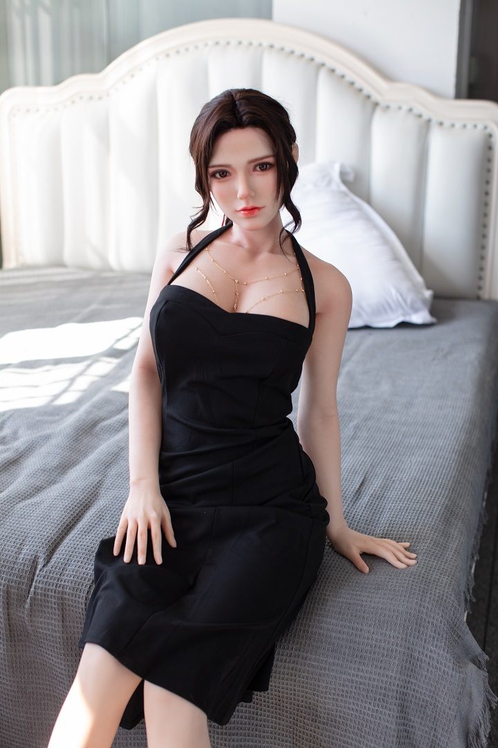To check the sample of realistic doll visit our showroom.
... Juli European Realistic Sex Doll, Large Boobs, Ultra Soft Silicone 171 cm (5’6 ft) photo-4