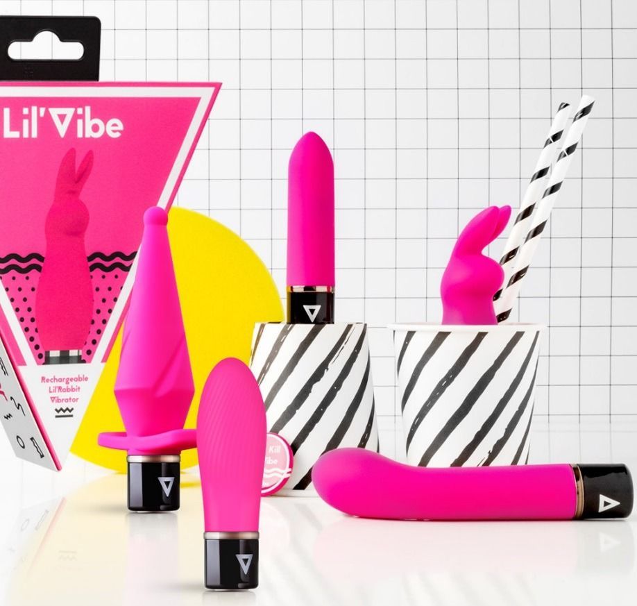 Enjoy the Lil'Plug alone or together with your partner! This... Lil'Vibe - Lil'Plug Vibrator - Pink photo-8