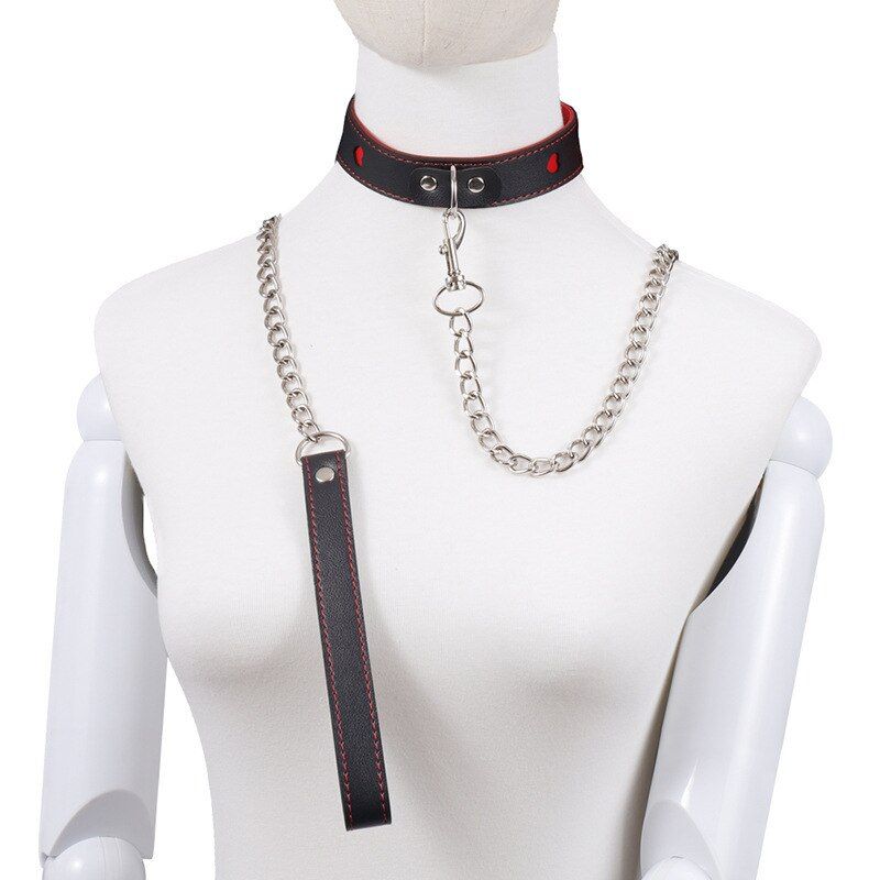 Collar with Leash and heart-shaped red decoration
Material ... MT - Heart Collar w Leash - Black/Red photo-3