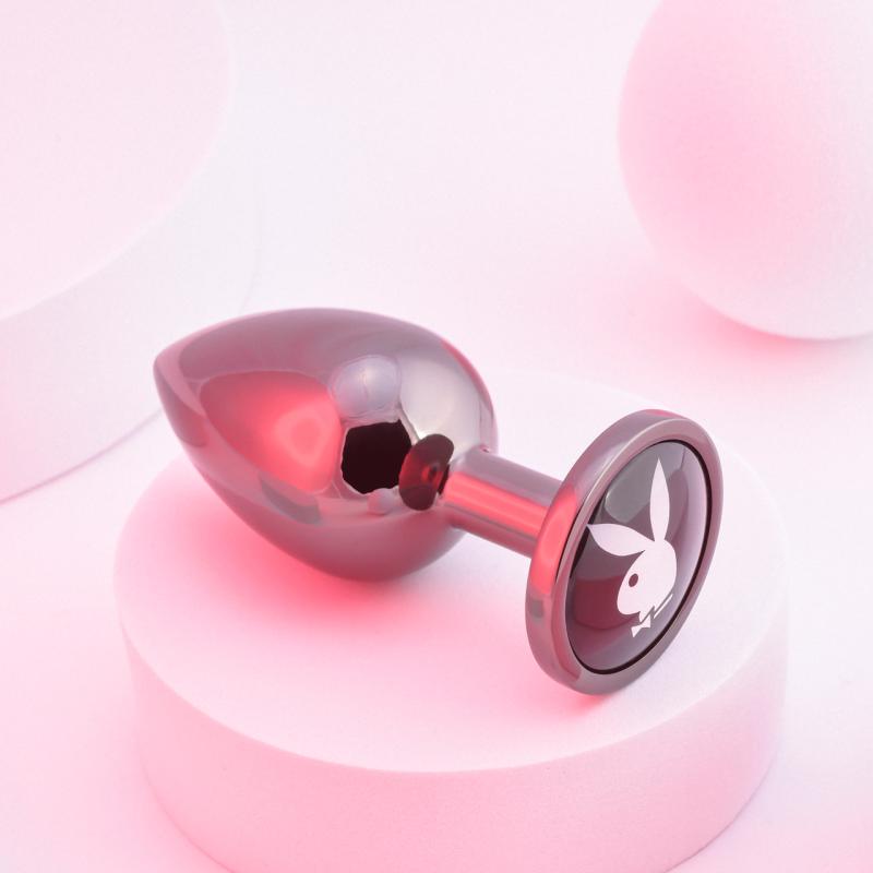 This striking butt plug is perfect for lovers of anal toys. ... Playboy - Tux Butt Plug L - Black photo-6