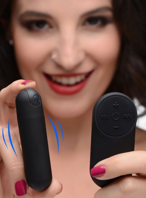 Prepare to Bang yourself with this tiny but powerful vibrati... Bang! - 21X Vibro Bullet w Remote - Black photo-2