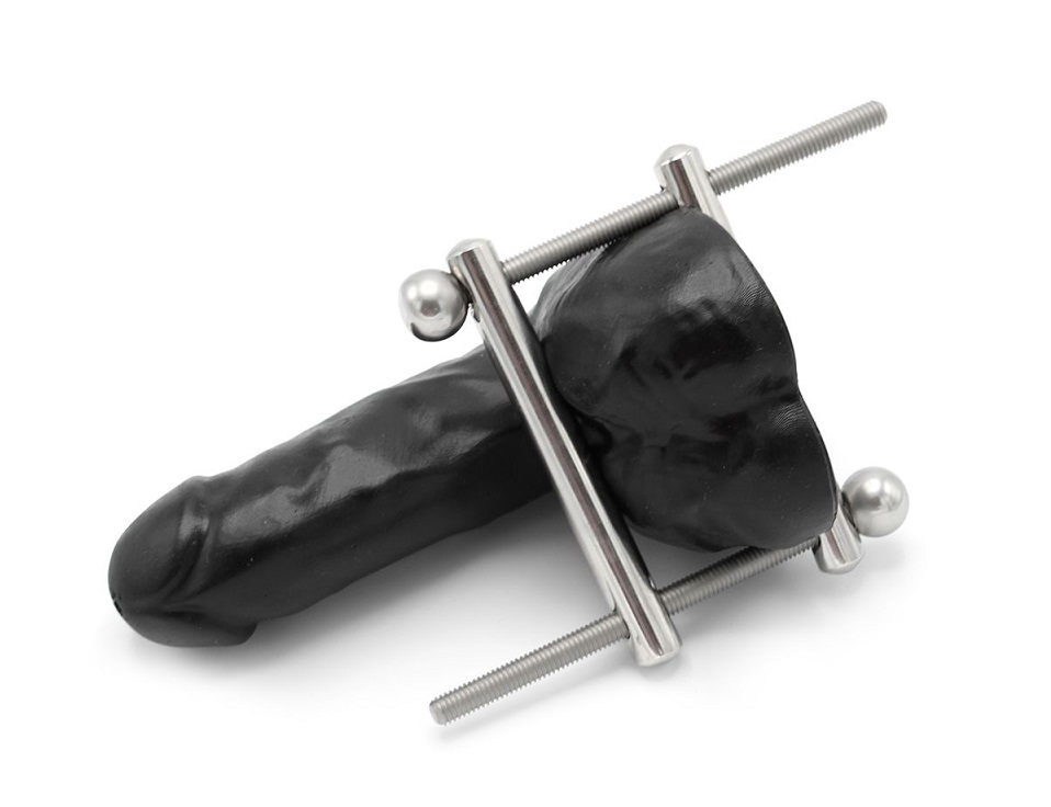 Experience the ultimate in pleasure and quality with the Kio... Kiotos - Steel Penis Clamp photo-5