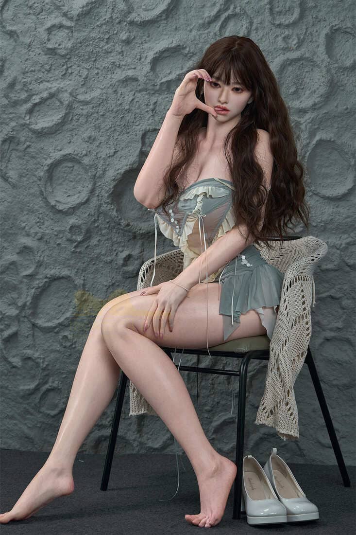 如想查看彷真娃娃樣辦,請到我們的展示室。
我們明白有些客戶在訂購前會想親自感受彷真娃娃的材質,樣辦可於我們的香港深水... Xia 豐滿身材超巨乳中式情少女 精緻妝容超柔軟矽膠仿真性愛娃娃 165 cm 照片-5