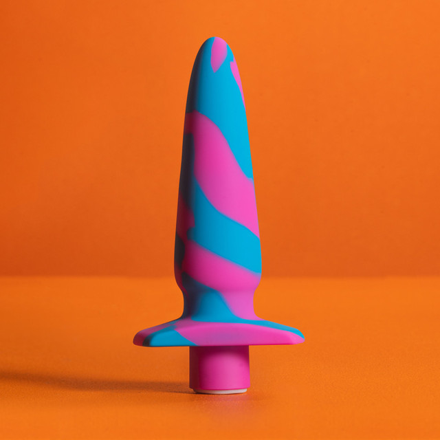 Modern, stylish, and beautiful - meet Avant Vibrotize. Vibro... Avant - Vibrotize Anal Plug - Fuchsia photo-4