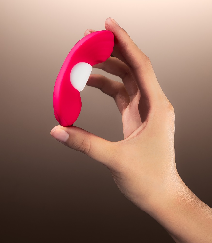 Embrace cutting-edge technology for an unprecedented wearabl... Sauce - Bow Bow Sensing Panty Vibrator - Pink photo-5