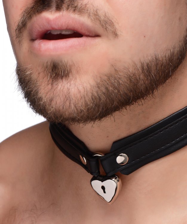 Lock them safely in to your heart by placing this collar aro... Strict - Locking Heart Collar - Black photo-3