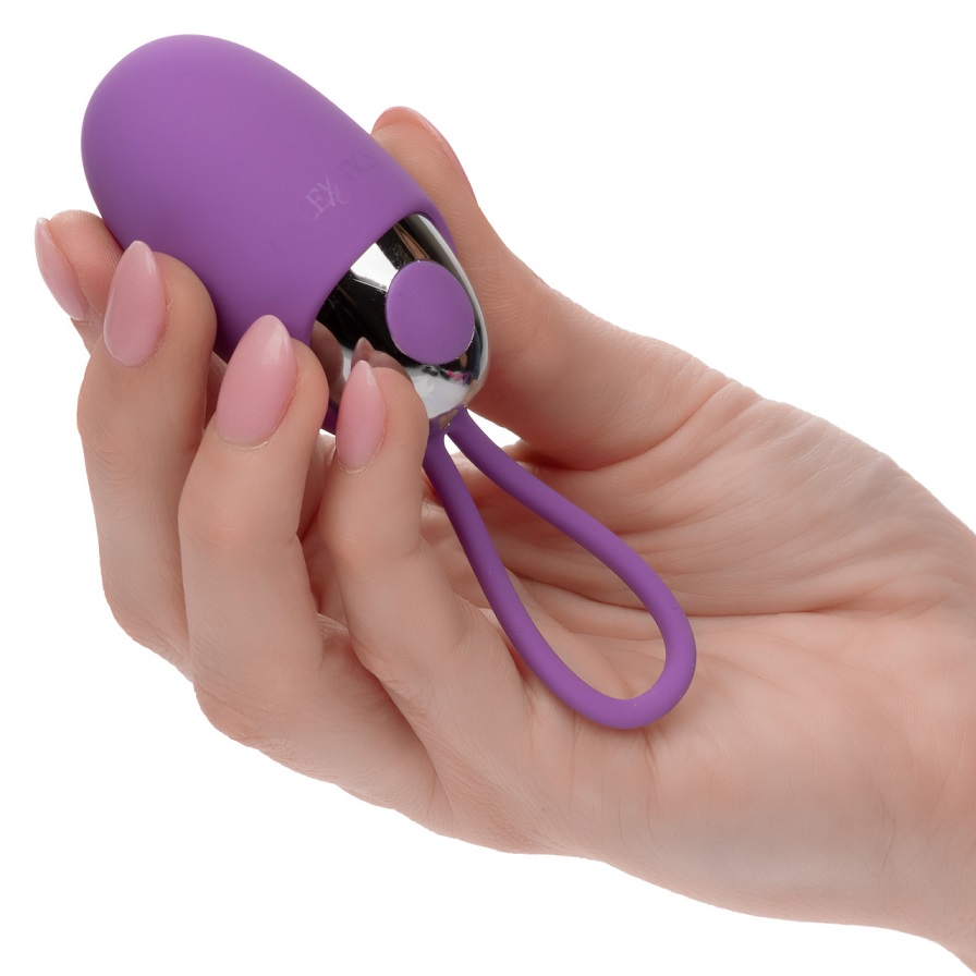 Elevate your sensual journey with the Turbo Buzz Bullet with... CEN - Turbo Buzz Vibro Bullet w Sleeve - Purple photo-2