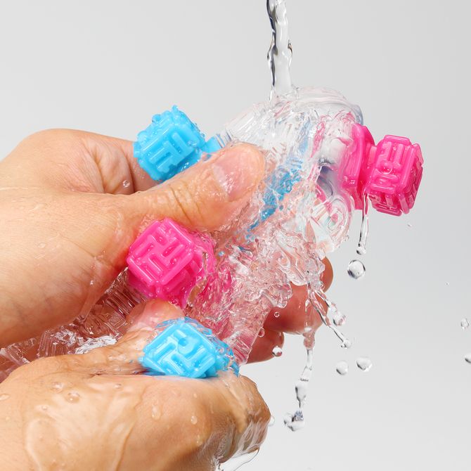 The Tenga Bobble Crazy Cubes is a revolutionary masturbator ... Tenga - Bobble Crazy Cubes photo-7