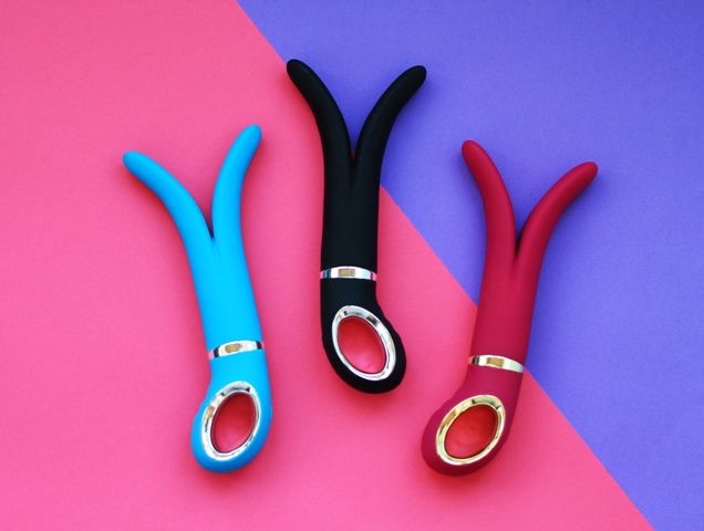 Gvibe²現在擁有3個馬力強勁的摩打 - 尖端2個,棒身1個。
比上一代可使用時間長,但不需要更長的充電... Gvibe - Gvibe 2 震動器 - 藍色 照片-7
