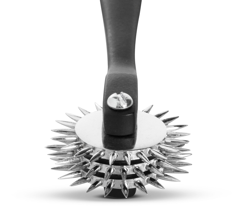 This elegant black Wartenberg wheel from the Sinner Gear col... Sinner Gear - Wartenberg Wheel 3 Row - Black photo-2