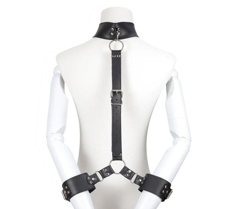 Neck to wrist restraints kit
Material: PU leather MT - Neck Wrist Restraints Kit - Black photo-3