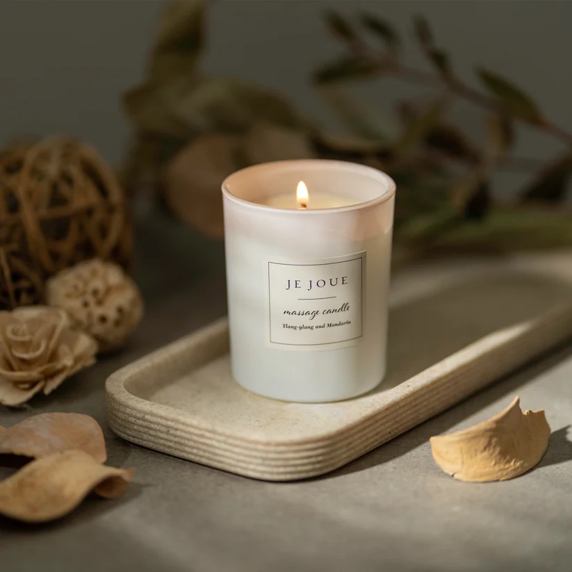 A sensual fragrance that will set the mood for the most inti... Je Joue - Ylang-Ylang Mandarin Candle - 400g photo-2