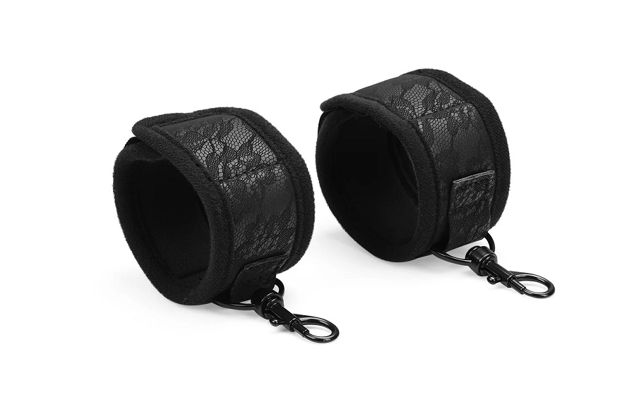 This set includes a blindfold, ball gag, collar, and lead, o... Liebe Seele - Lace Bondage Kit 11pcs - Black photo-4
