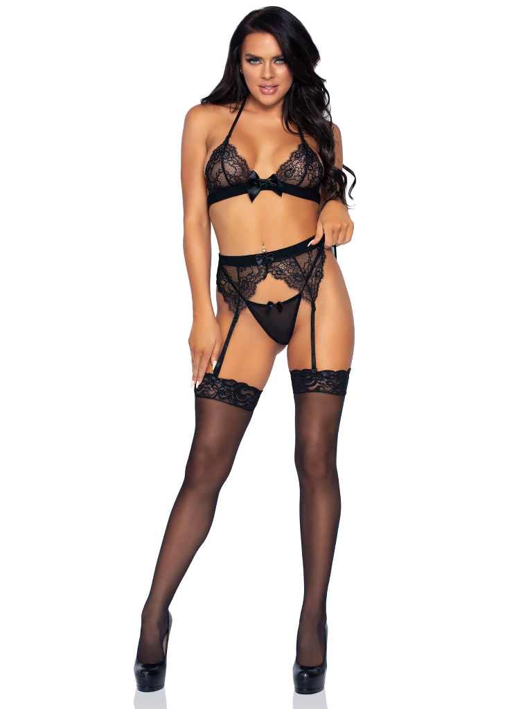 Make them stop and stare in this 3 PC lingerie set by Leg Av... Leg Avenue - True Romance Lace Set - Black - M photo-6