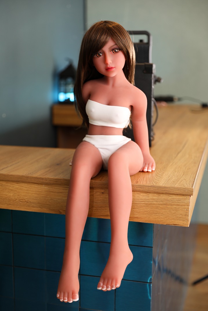 Berry Mini Realistic Sex Doll, Skinny Body, Ultra Soft Silicone 70 cm (2'3 ft) photo-4
