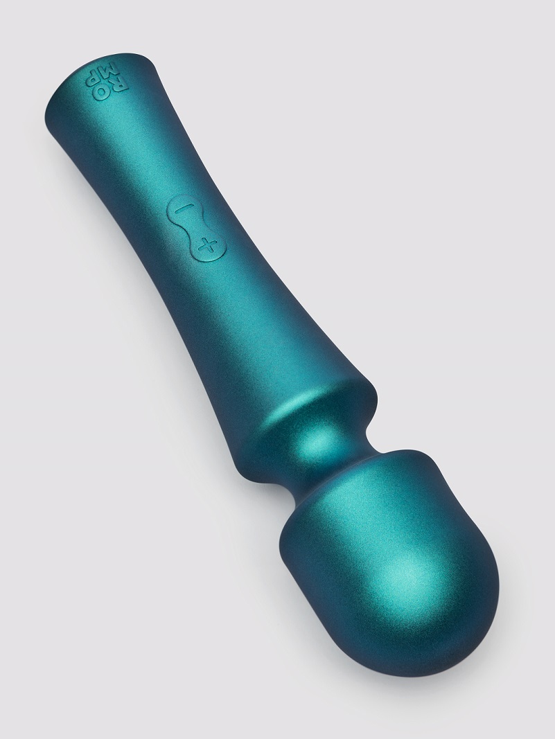 ROMP Presto 是一款具有神奇魔力的迷你無線棒式 振動器。憑藉6段強度和4種模式的強勁振動,這款 振動器只需輕鬆... Romp - Presto Wand 迷你強力震動按摩棒 - 綠色 照片-6