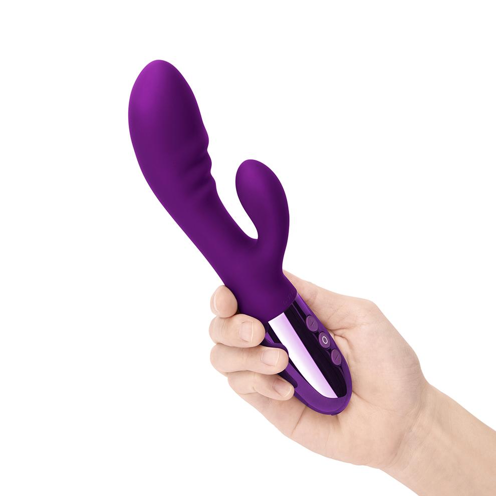 Why choose between clitoral and G-spot orgasms when you can ... Le Wand - Blend - Cherry photo-2