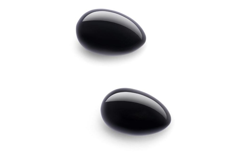 Awaken your inner strength with the new Le Wand Crystal Yoni... Le Wand - Crystal Yoni Eggs - Black Obsidian photo-4