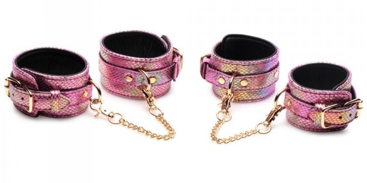 Seduce your partner with this Captive Cobra bondage set! You... Master Series - Captive Cobra Bondage Set - Pink photo-9