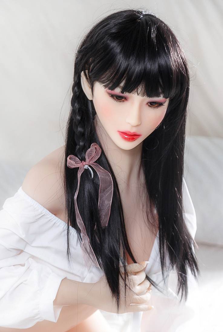To check the sample of realistic doll visit our showroom.
... Kendra Chinese Realistic Sex Doll, Skinny Body, Ultra Soft TPE 158 cm (5’2 ft) photo-2
