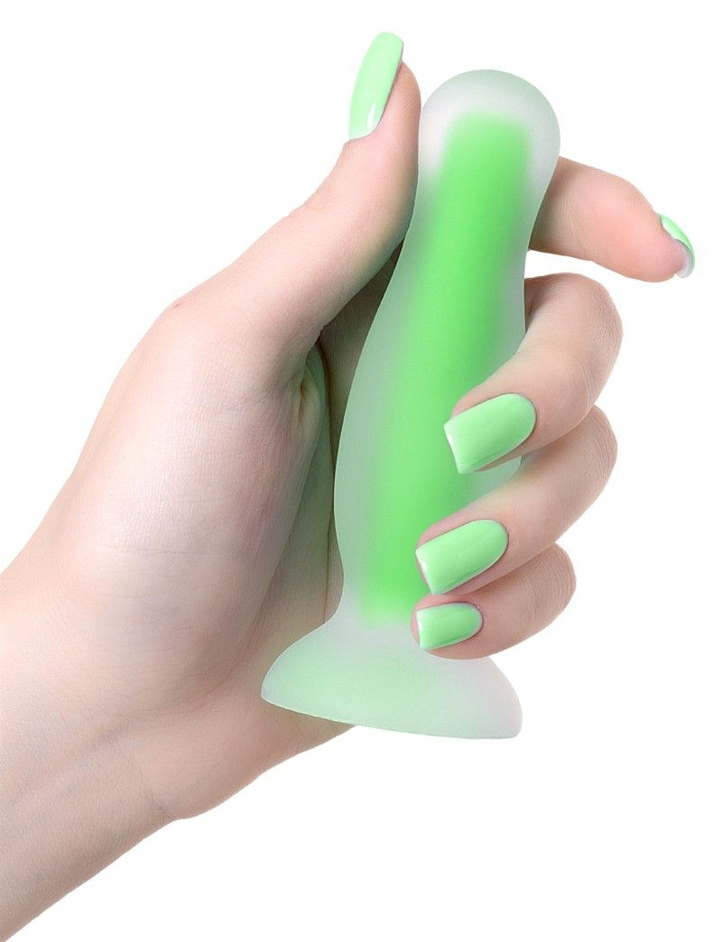 Glowing in the dark Victor Glow is your chance to go beyond ... Beyond - Victor Glow Anal Plug - Green photo-2
