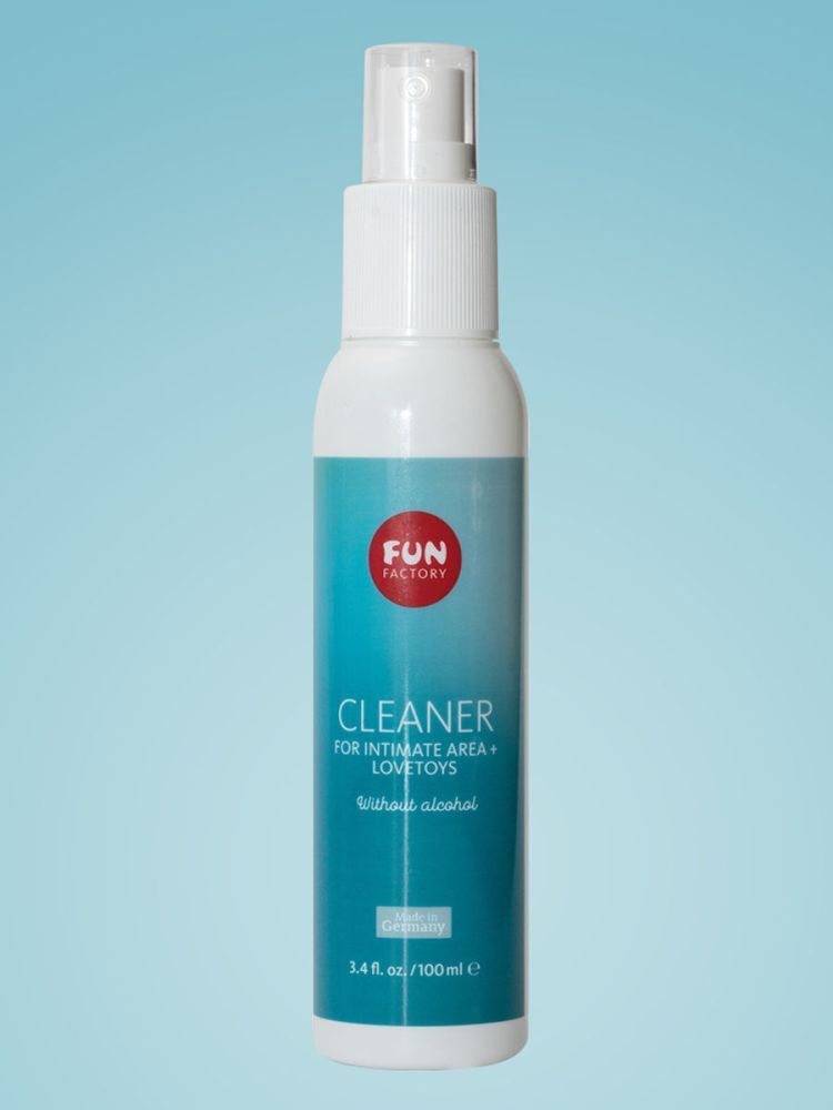 Because there is no alternative for hygiene.
hygiene spray
... Fun Factory - Toy Cleaner - 100ml photo-3