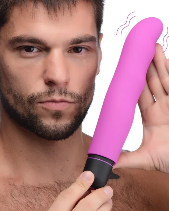 This extra large vibrating bullet features an extended body ... Bang! - XL Bullet w Wavy Sleeve - Purple photo-3