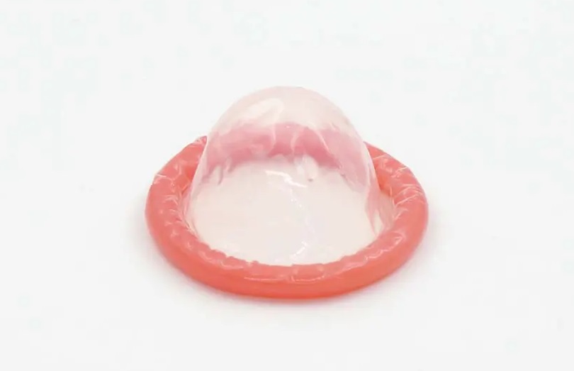 Sagami Xtreme Feel Fit Latex Condom is exclusively designed ... Sagami - Xtreme Feel Fit (2G) 15's Pack photo-2