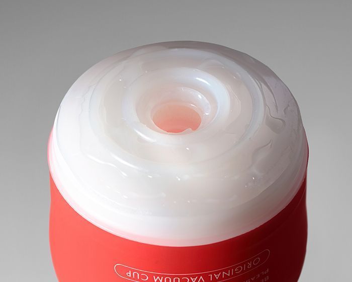 不要错过该系列的其他产品:
Tenga - 经典真空杯-白色柔软型 (最新版) 照片-5