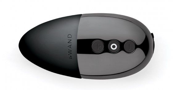 Take pleasure to new heights with Le Wand Point, a contoured... Le Wand - Point Vibrator - Black photo-6