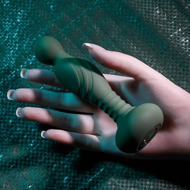 Take command with The General - a sturdy, dual-motor toy wit... Gender X - The General Anal Vibrator - Green photo-2