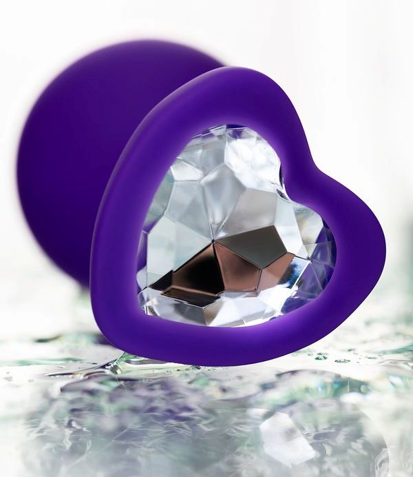 Romantic toy with a heart is a true declaration of love! Thi... ToDo - Diamond Heart Anal Plug M - Purple photo-6