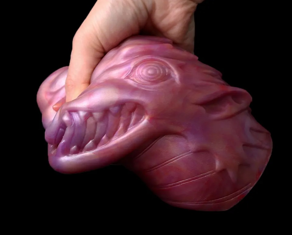 Material: Liquid silicone
Size:7*26.5CM
Net weight:650G
FAAK - Day Dragon Masturbator - Bloodsucker photo-3