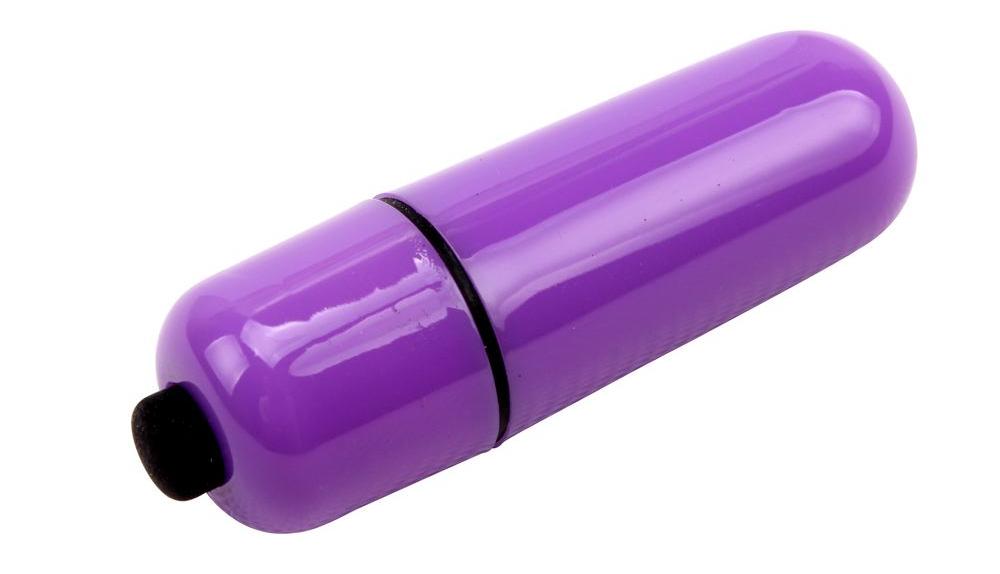 7 Vibrating Functions, Waterproof, Phthalates Free.
Materia... Chisa - My First Mini Love Bullet - Purple photo-4