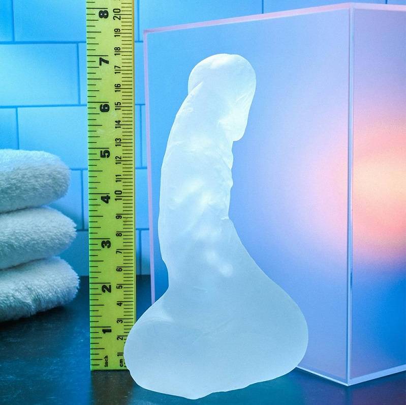 This super-stretchy see-through play toy is crafted with mul... Gender X - Stroke & Poke Masturbator - Clear photo-13